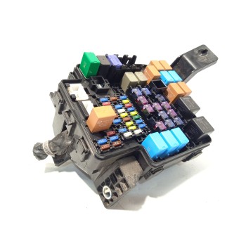 Recambio de caja reles / fusibles para mazda cx-3 (dk) 2.0 skyactiv-g referencia OEM IAM D09W66767 D09W66760 