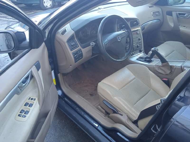 volvo s60 berlina del año 2008