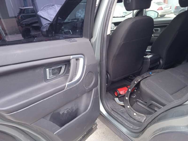 land rover discovery sport del año 2015