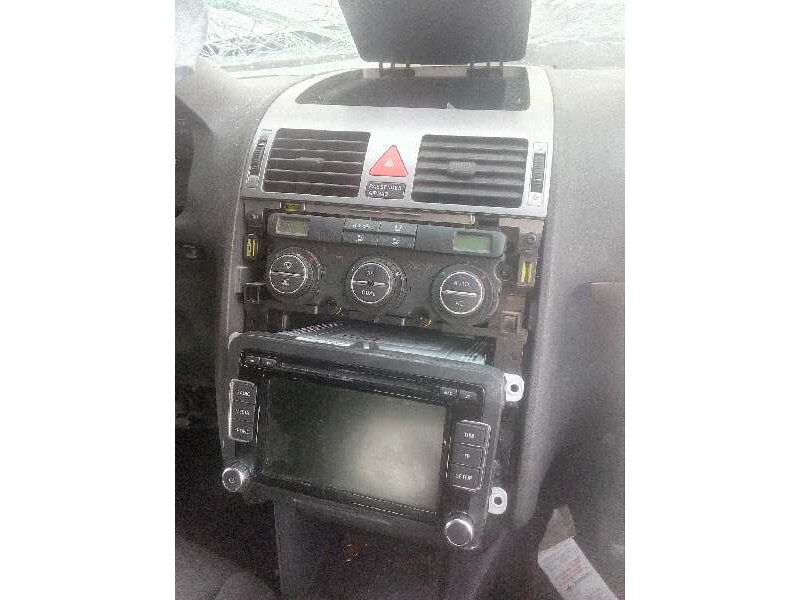 volkswagen touran (1t2) del año 2010