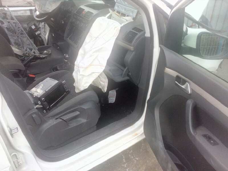 volkswagen touran (1t2) del año 2010