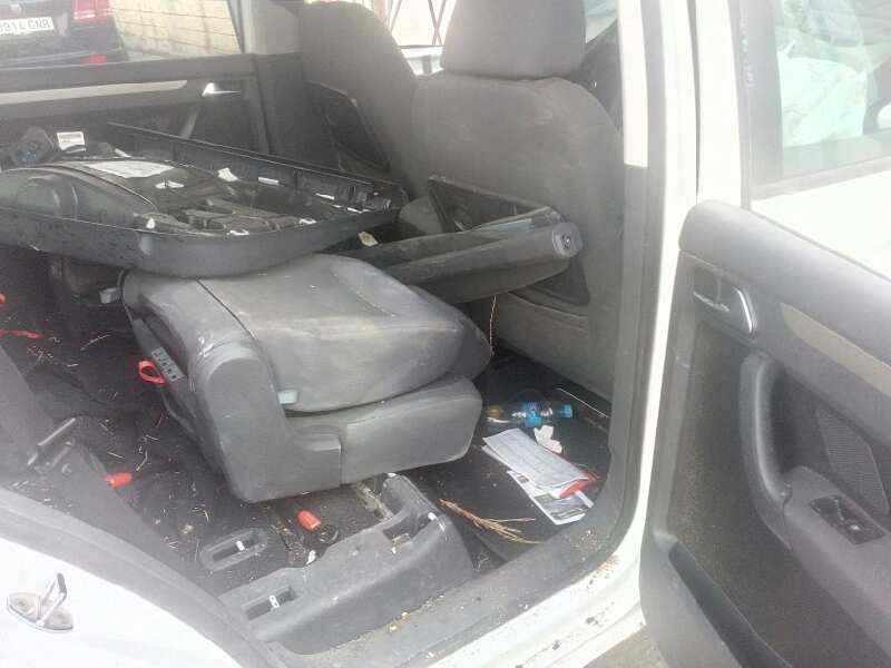 volkswagen touran (1t2) del año 2010