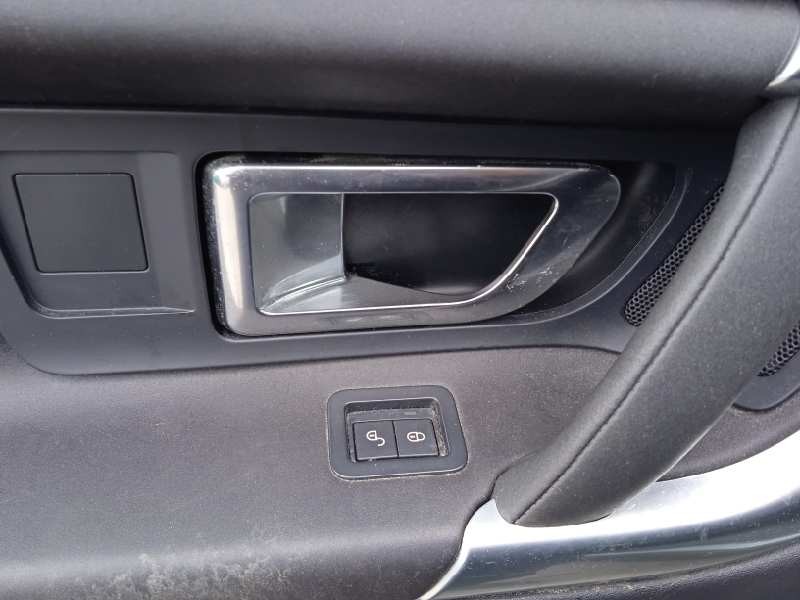 land rover discovery sport del año 2015