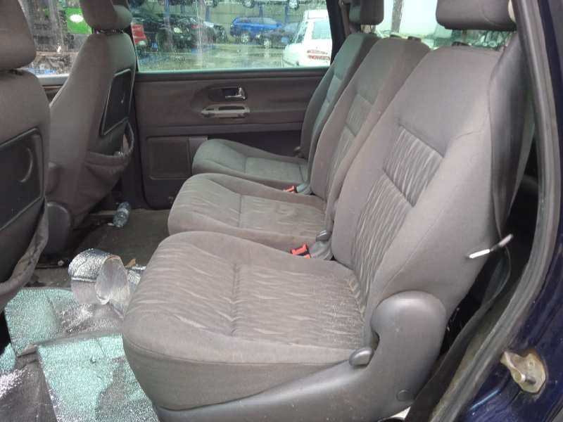 ford galaxy (vy) del año 2001