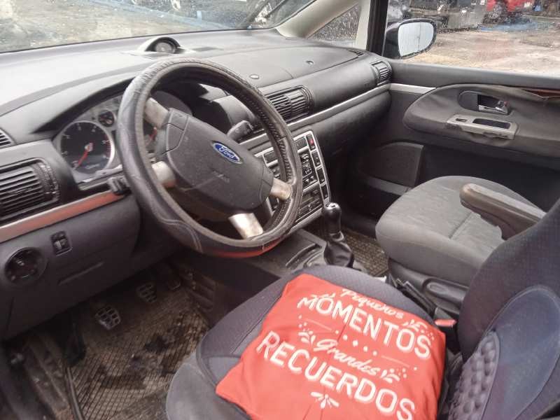 ford galaxy (vy) del año 2001