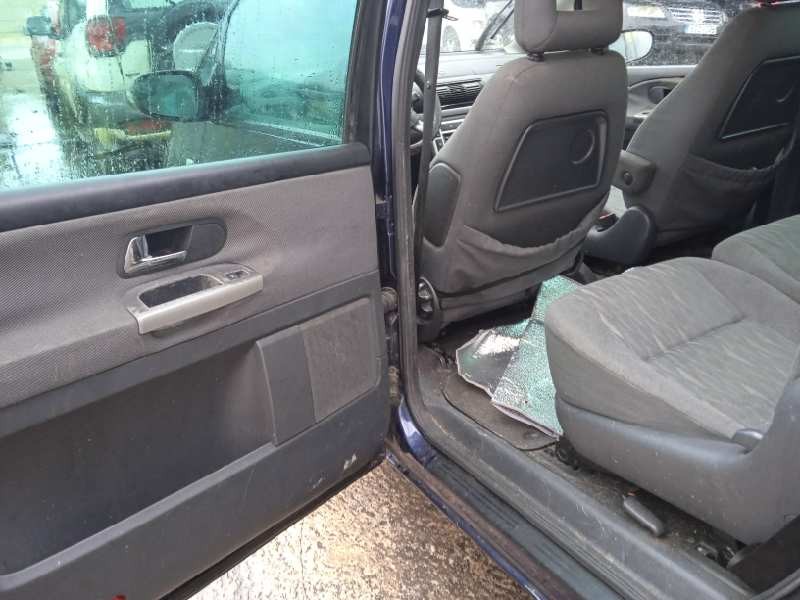 ford galaxy (vy) del año 2001