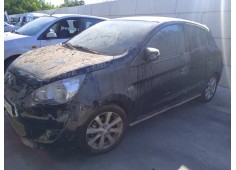 mitsubishi space star (a00) del año 2014 2