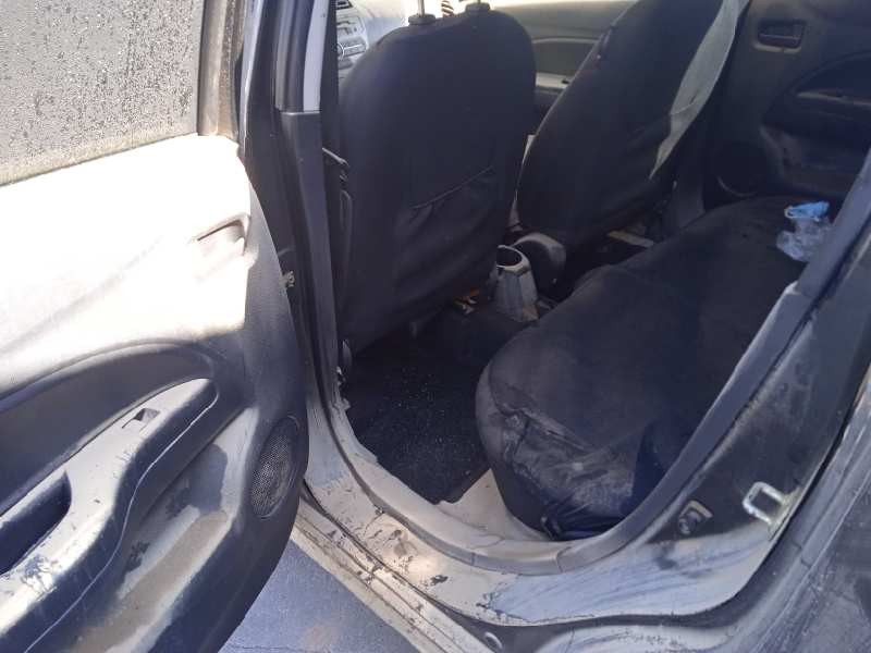 mitsubishi space star (a00) del año 2014