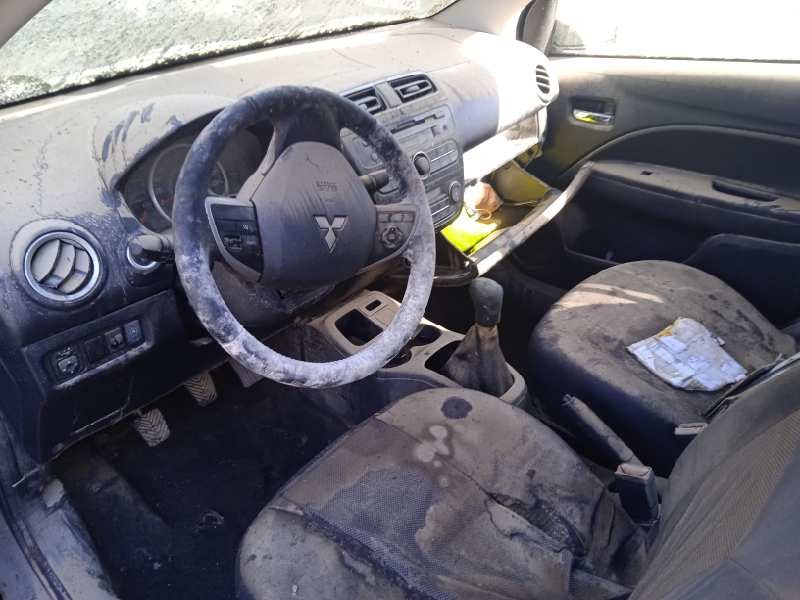 mitsubishi space star (a00) del año 2014