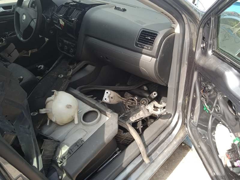 volkswagen jetta (1k2) del año 2006