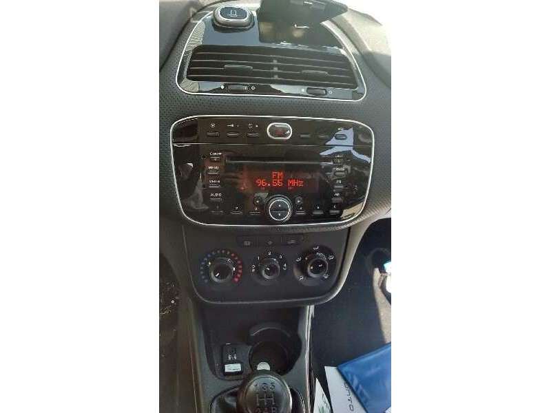 fiat punto (199) del año 2012