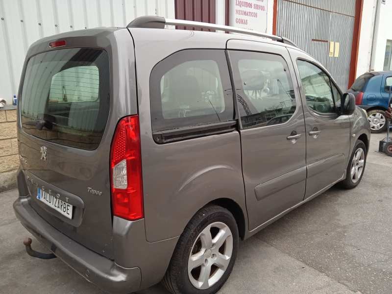 peugeot partner kombi del año 2011