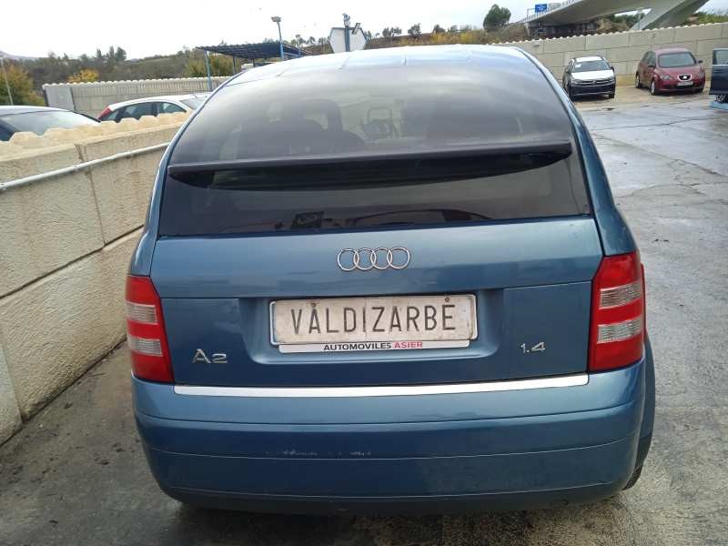 audi a2 (8z) del año 2000