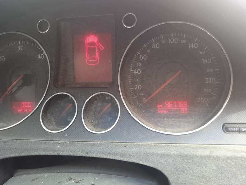 volkswagen passat variant (3c5) del año 2006