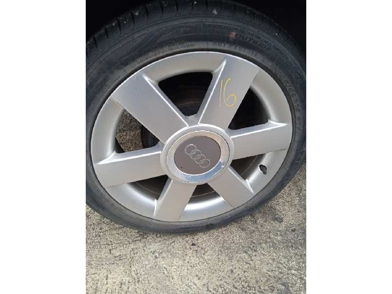 audi a2 (8z) del año 2000