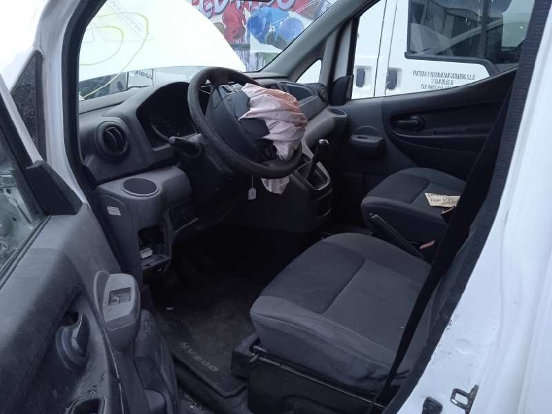 nissan nv 200 (m20) del año 2015