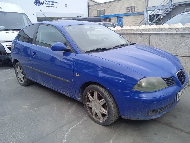 seat ibiza (6l1) del año 2002