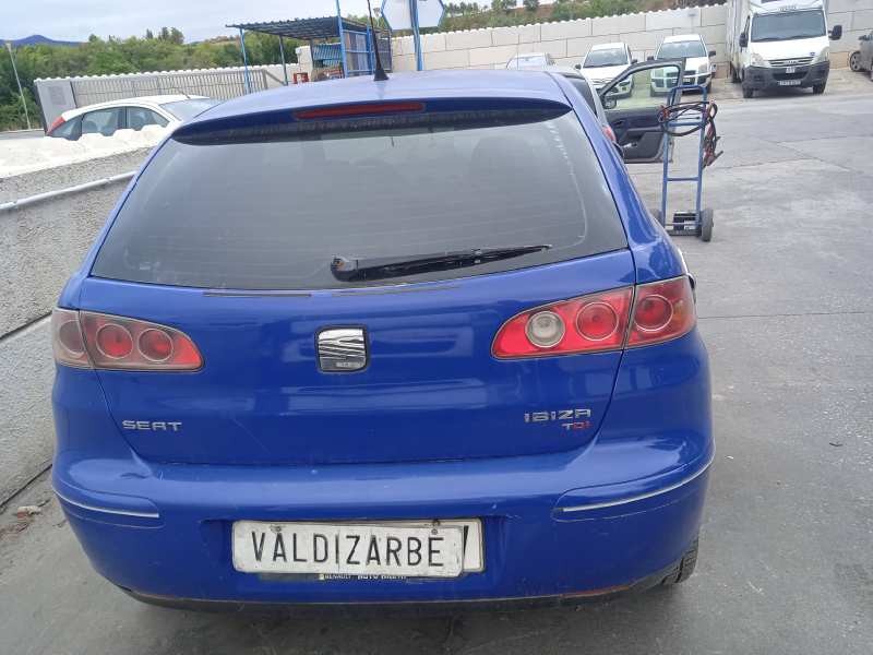 seat ibiza (6l1) del año 2002