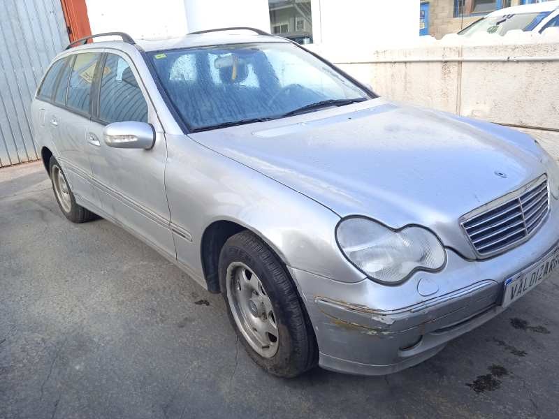 mercedes-benz clase c (w203) familiar del año 2001