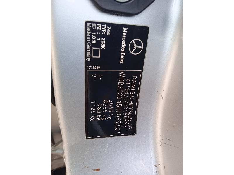 mercedes-benz clase c (w203) familiar del año 2001