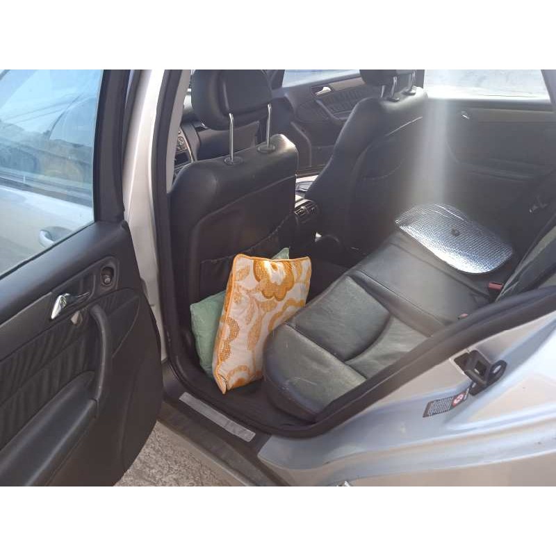 mercedes-benz clase c (w203) familiar del año 2001