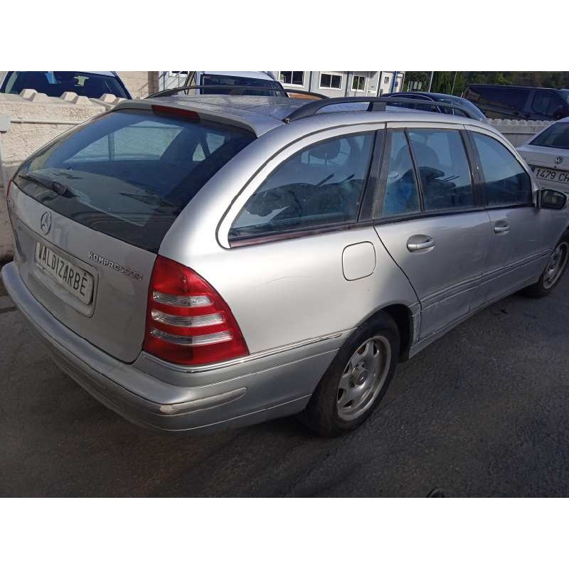 mercedes-benz clase c (w203) familiar del año 2001