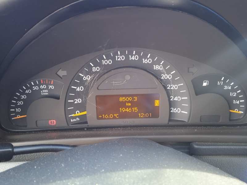 mercedes-benz clase c (w203) familiar del año 2001