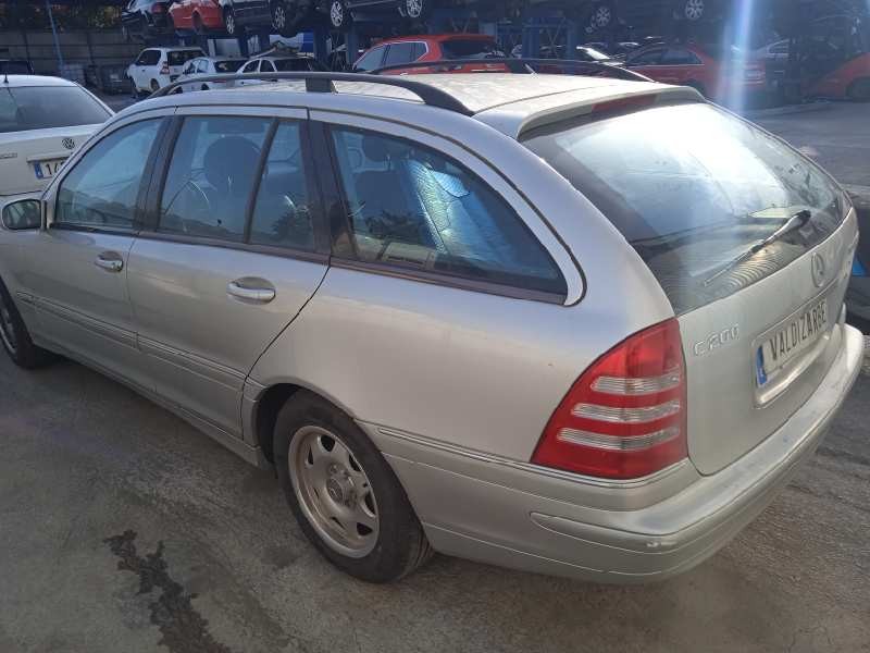 mercedes-benz clase c (w203) familiar del año 2001