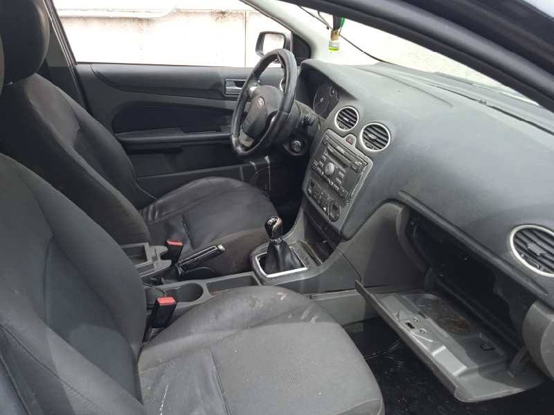 ford focus berlina (cap) del año 2005