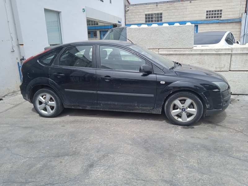 ford focus berlina (cap) del año 2005