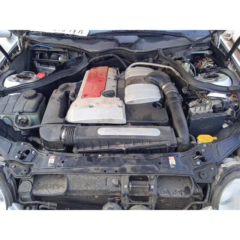 mercedes-benz clase c (w203) familiar del año 2001