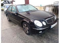 mercedes-benz clase e (w211) berlina del año 2003