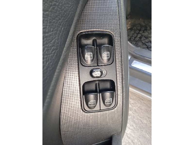 mercedes-benz clase c (w203) familiar del año 2001