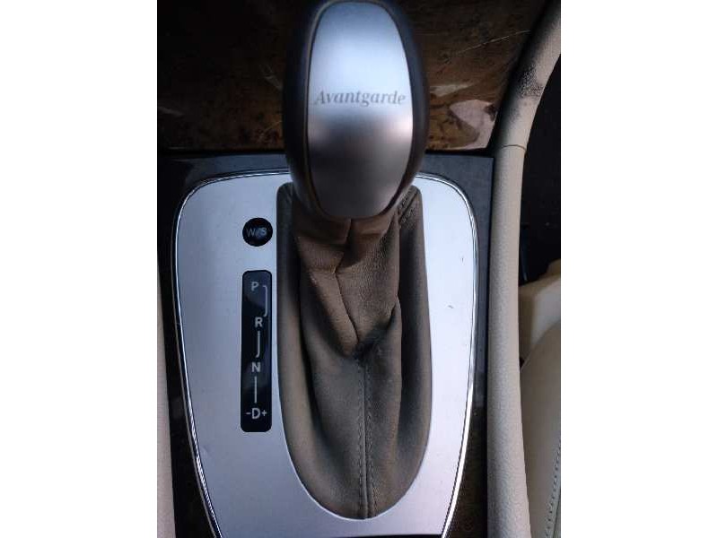 mercedes-benz clase e (w211) berlina del año 2003