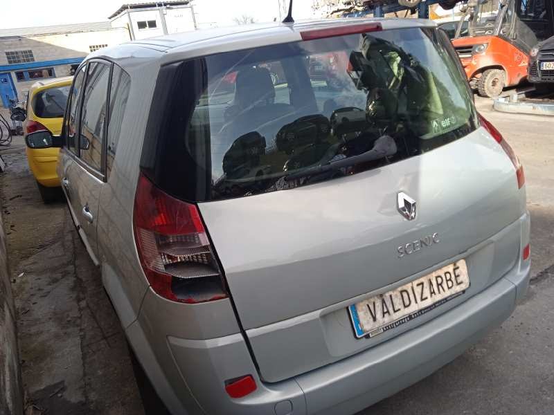 renault scenic ii del año 2004