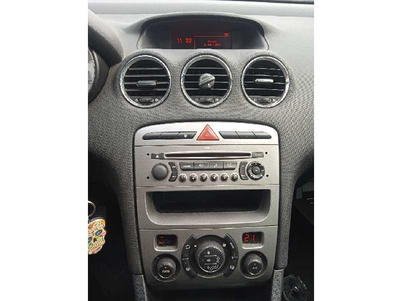 peugeot 308 del año 2008