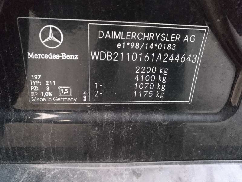 mercedes-benz clase e (w211) berlina del año 2003