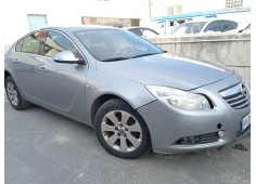 OPEL INSIGNIA BERLINA