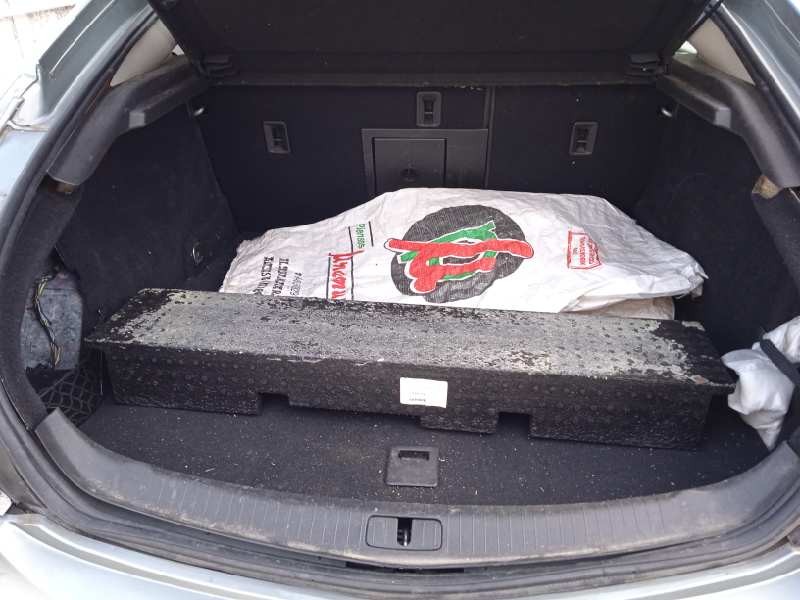 opel insignia berlina del año 2013