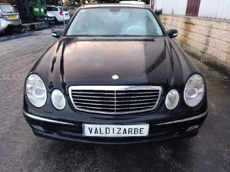 mercedes-benz clase e (w211) berlina del año 2003