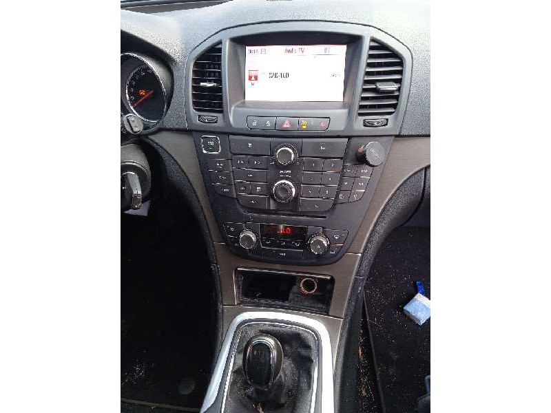 opel insignia berlina del año 2013