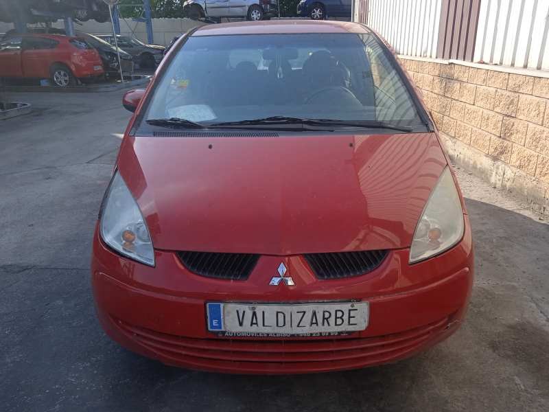 mitsubishi colt berlina 3 (cz) del año 2005