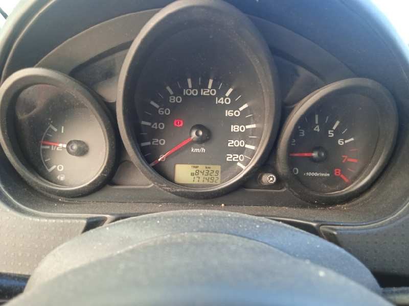 mitsubishi colt berlina 3 (cz) del año 2005