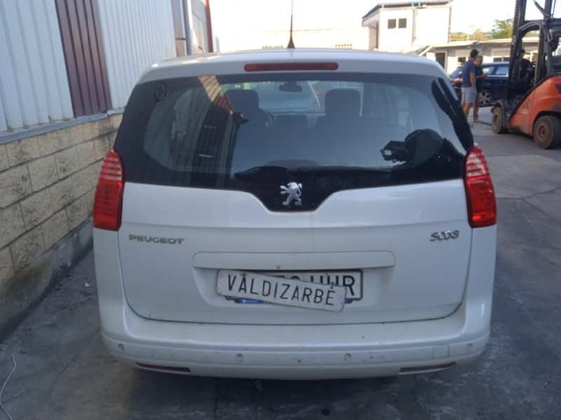peugeot 5008 del año 2011