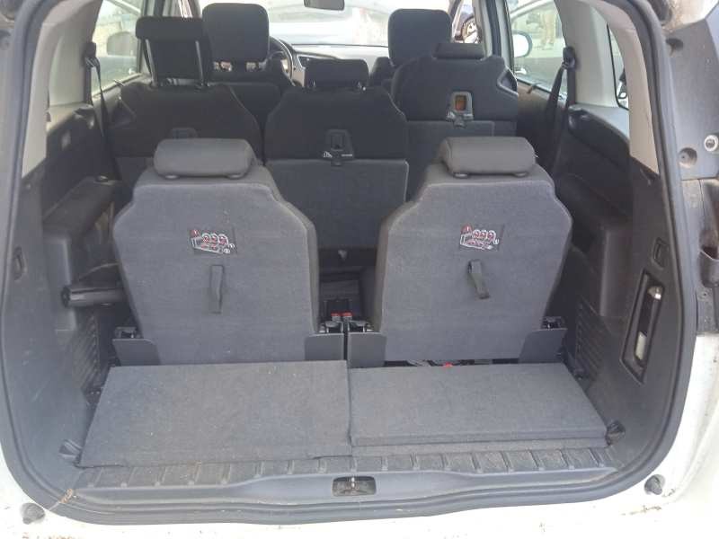 peugeot 5008 del año 2011