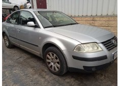 VOLKSWAGEN PASSAT BERLINA (3B3)