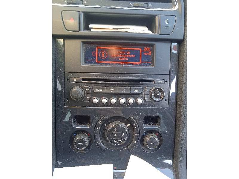 peugeot 5008 del año 2011