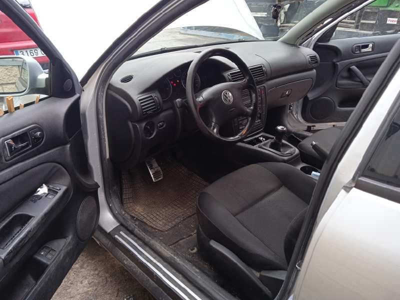 volkswagen passat berlina (3b3) del año 2003