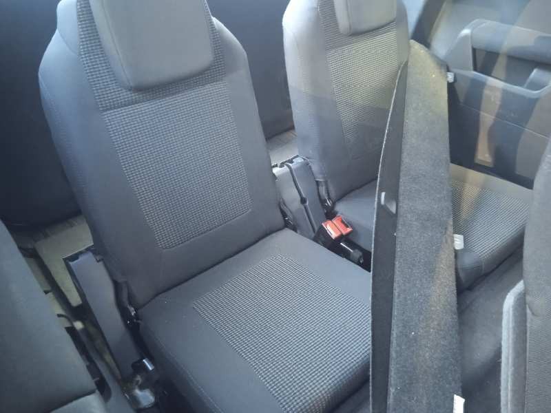 peugeot 5008 del año 2011