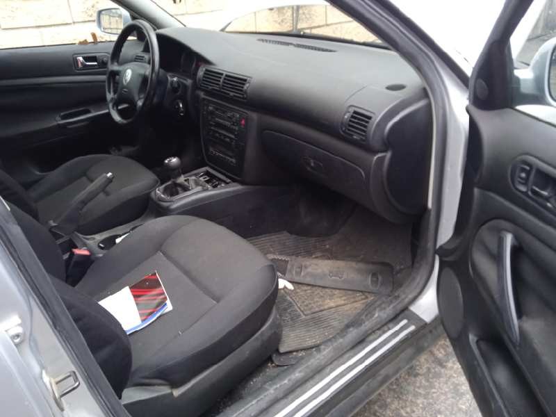 volkswagen passat berlina (3b3) del año 2003